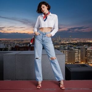 PACSUN Dad Jeans Light Wash Distressed Ripped High Waisted Straight Leg Size 25